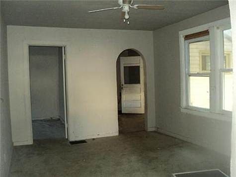 5th image of 1305 S 35th St