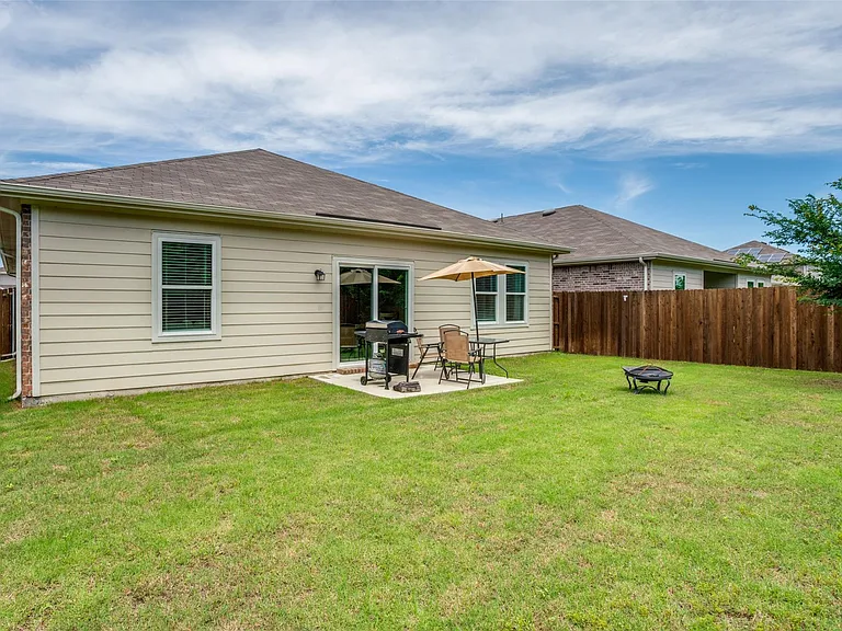 809 Cherry Blossom St — Photo 17