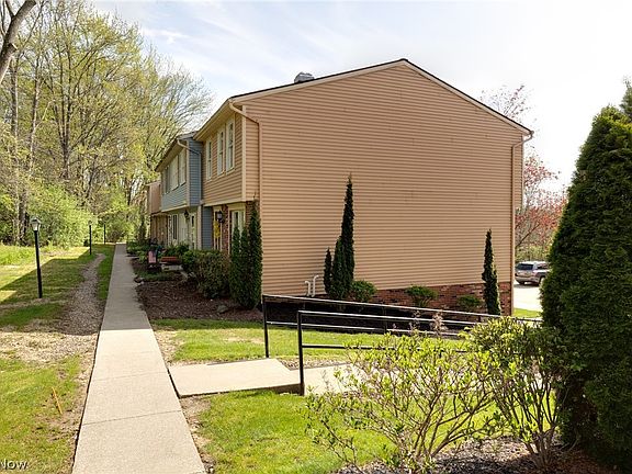 4th image of 91 Quaker Ridge Dr