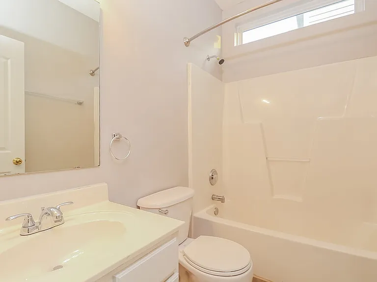 15541 Dehavilland Dr — Photo 16