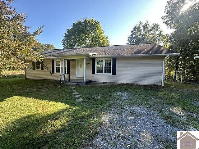 1st image of 320 Jeff Davis Rd