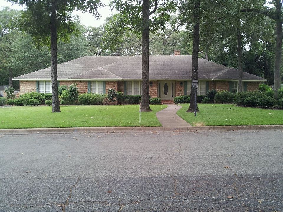 1st image of 3411 Tudor Dr