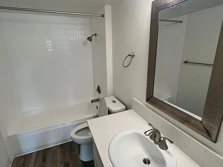 8126 Camino Tranquilo — Photo 20