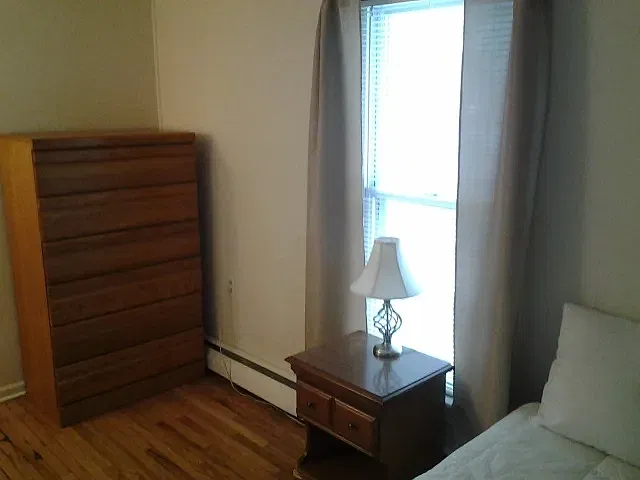 Apartment #2- Bedroom2