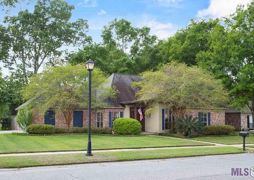1st image of 9056 Worthington Lake Ave