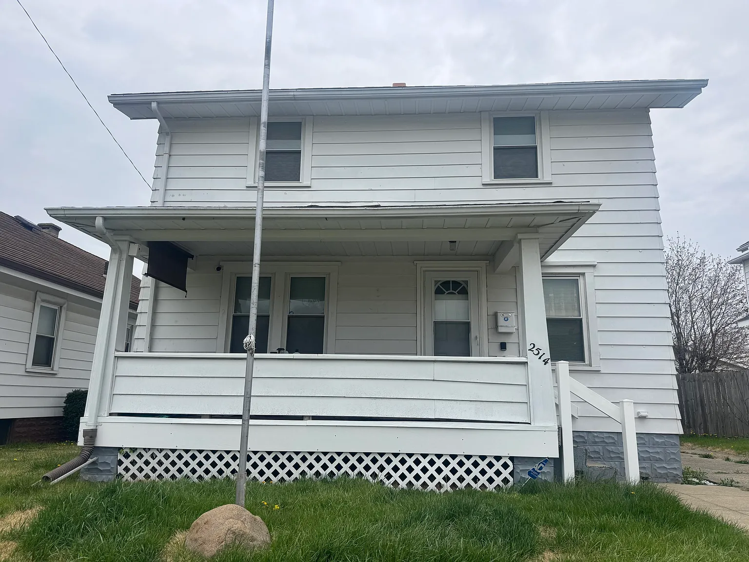 2514 Beatrice St photo 1