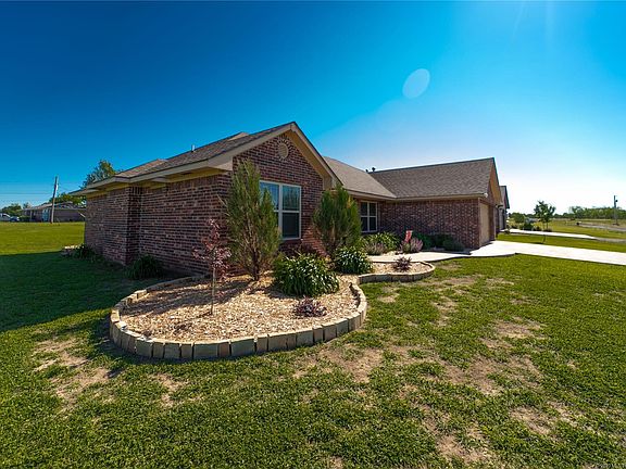 5th image of 2580 E Frankie Ln