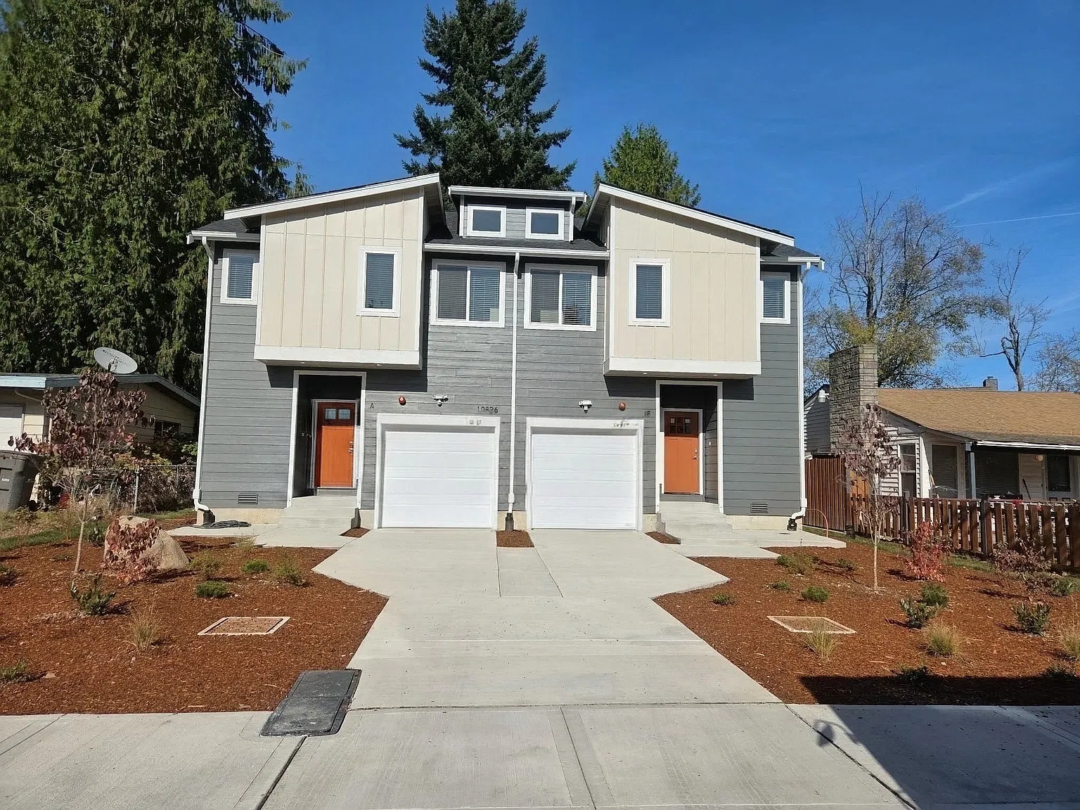 4 bed, 2.5 bath, 1608 sqft, $3,650 — Photo 1