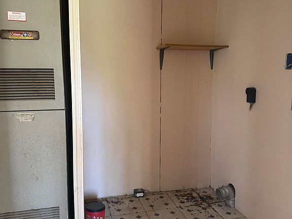 5th image of 257 Robin Drive