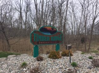 9432 Timber Ridge Dr, Grand Blanc, MI 48439