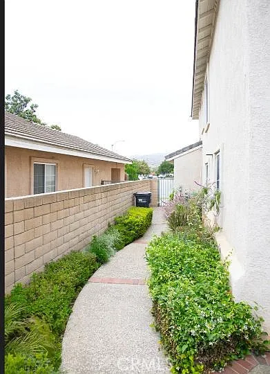 1648 Bluestone Ave — Photo 13