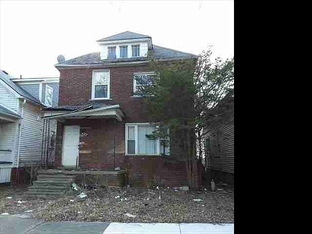 6117 Colfax