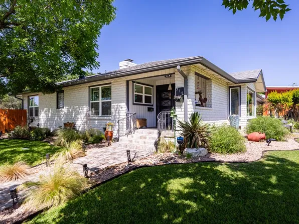 714 Bluebell Rd, Kerrville, TX 78028