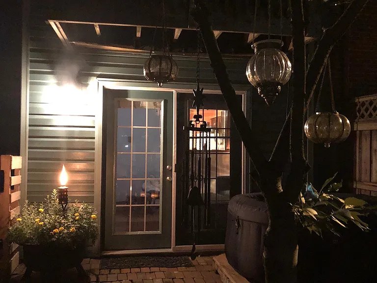 110 N West St — Photo 12