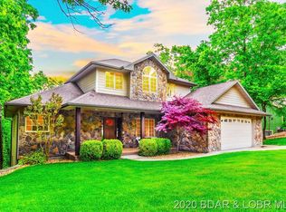 457 Foxhead Shores Dr, Linn Creek, MO 65052