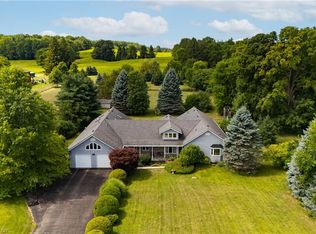 399 Old Brock Rd, Hamilton, ON L9H5J1