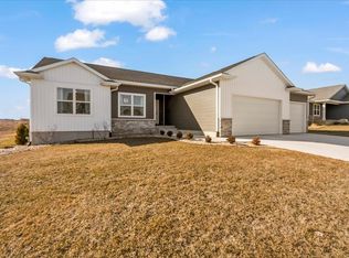 5017 Cohen Ct, Cedar Falls, IA 50613