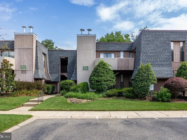 25 S Church Rd Unit 113, Maple Shade, NJ 08052