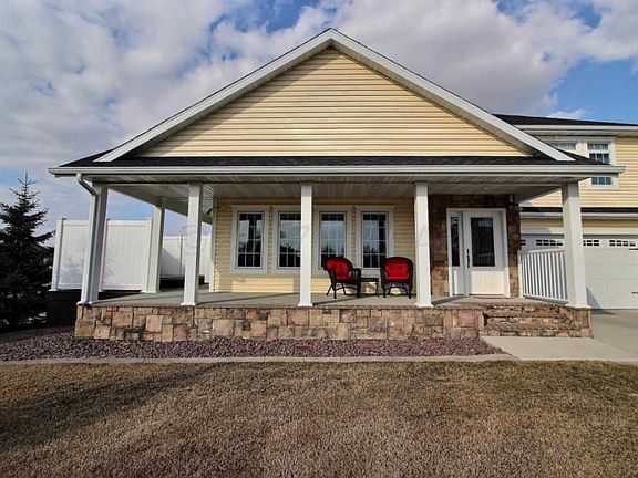 4th image of 4227 Clubhouse Dr S