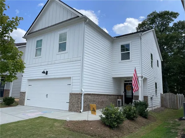 5874 Hoot Owl Ln, Flowery Branch, GA 30542