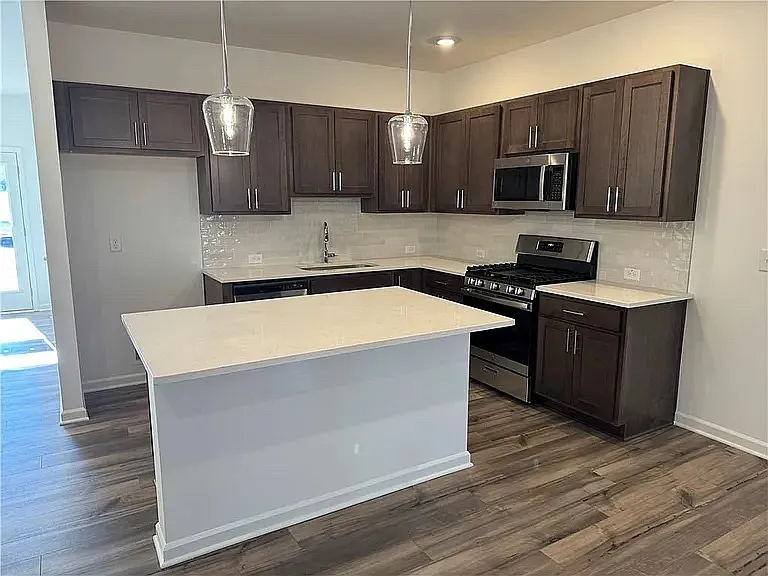 Building Photo - 6108 Vaughnmere Way