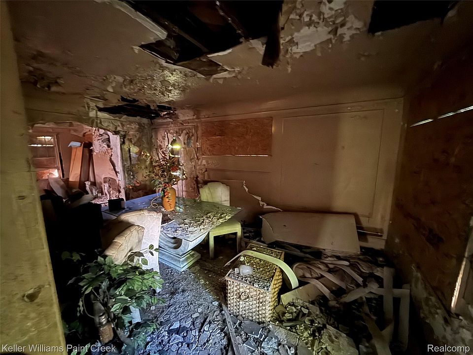 2nd image of 5870 Harrell St
