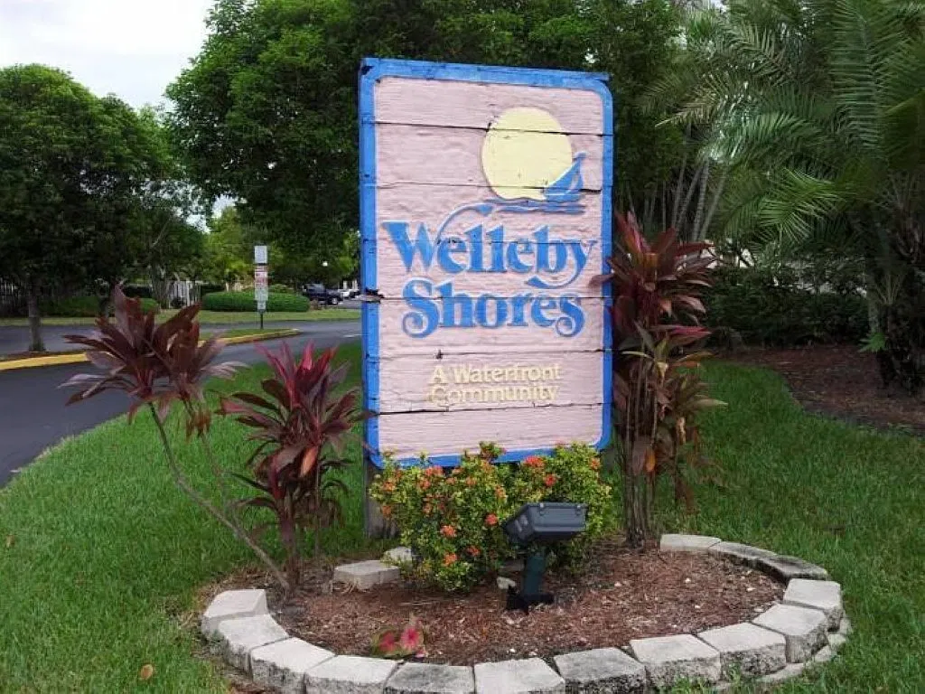 2 bed, 915 sqft, $2,200 — Photo 4