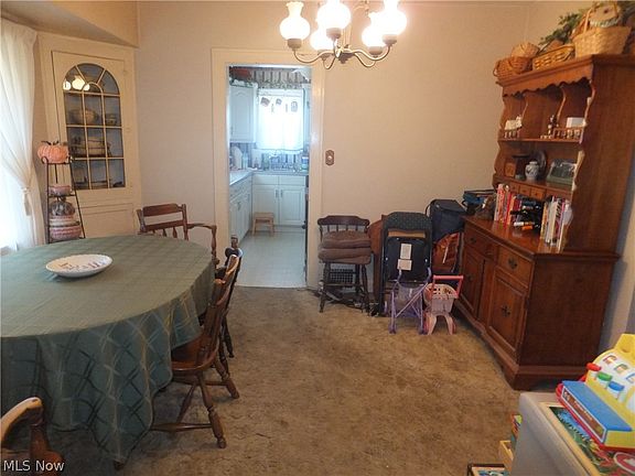 4th image of 5909 Delora Ave