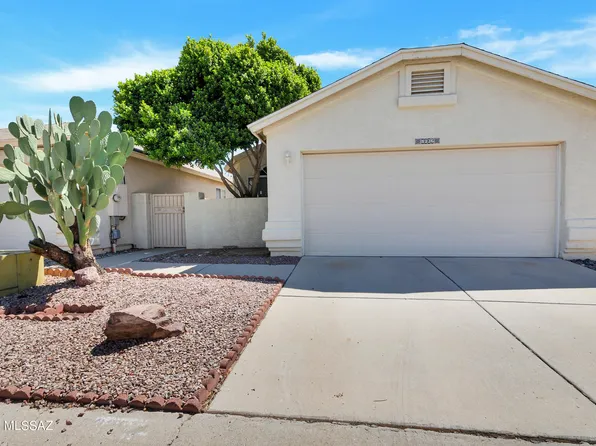 8236 N Midnight Way, Tucson, AZ 85741