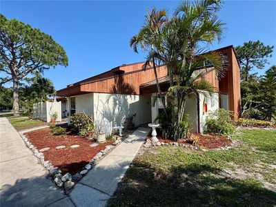 2058 Sunset Point Rd APT 11, Clearwater, FL, 33765