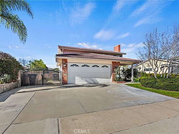 5th image of 2641 Sweetbriar Dr