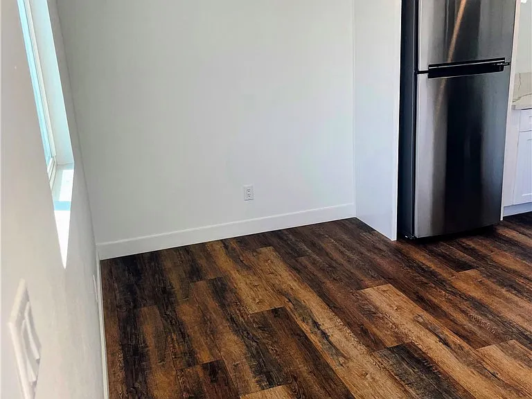 1809 S Gramercy Pl — Photo 7