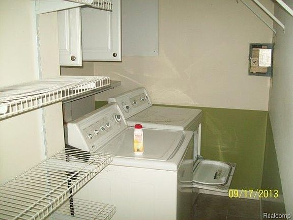 5th image of 850 Klempp Dr