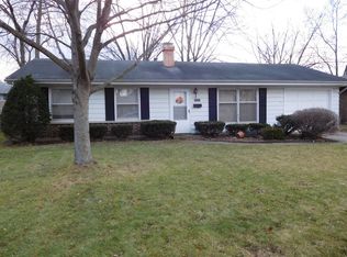 2030 Blueberry Ln, Aurora, IL 60506