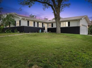 2400 Kilimanjaro Dr NE, Cedar Rapids, IA 52402