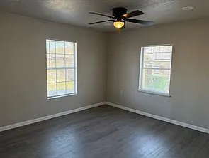 5406 Lyndhurst Dr — Photo 13