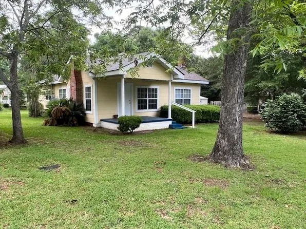 416 Cawthon St, Andalusia, AL 36420