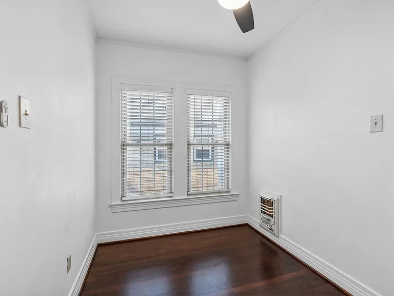 6132 Victor St — Photo 12