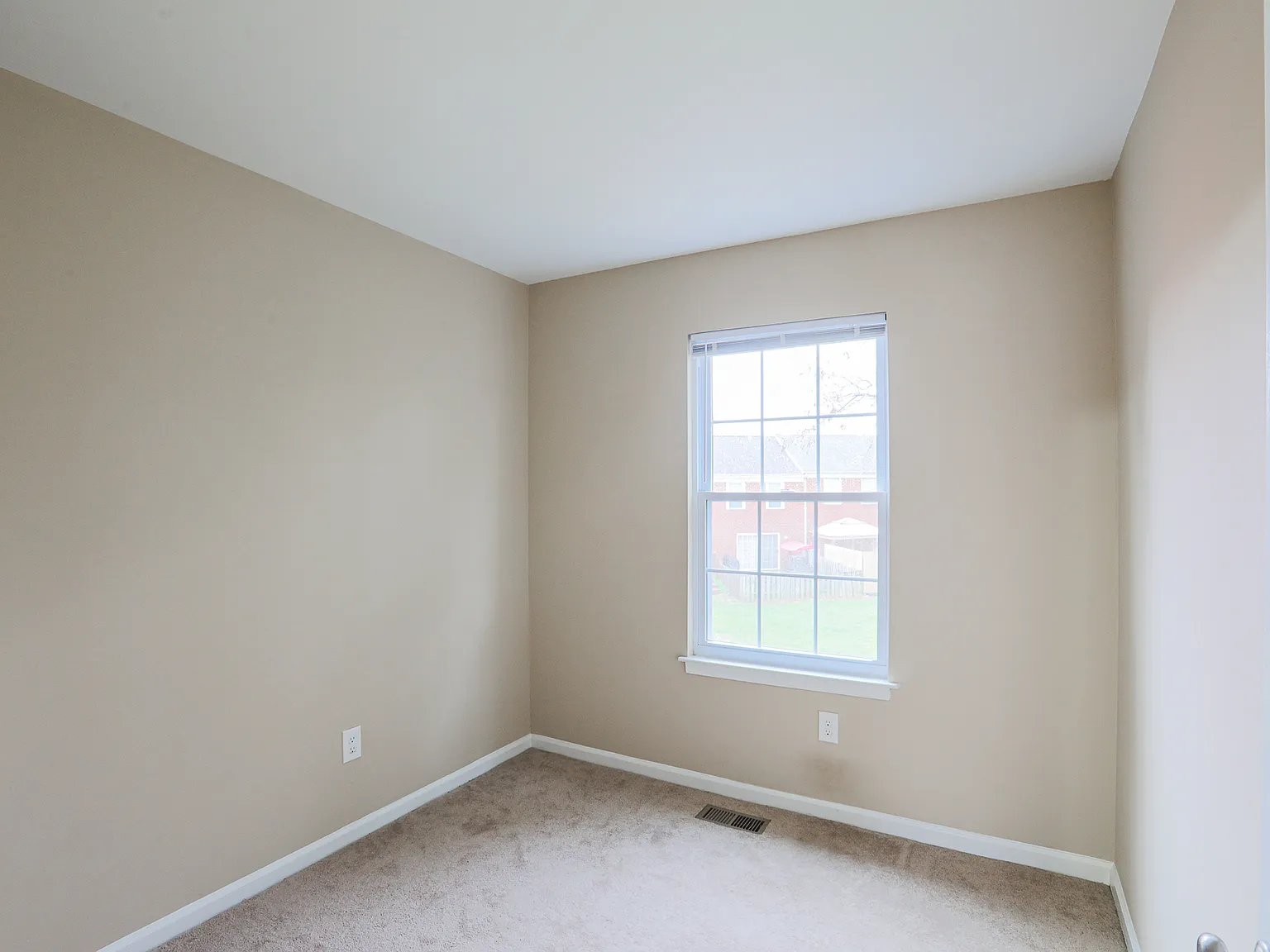 1020 Dartmouth Glen Way - 1 — Photo 4