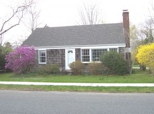 56 Mill Hill Ln, East Hampton, NY 11937