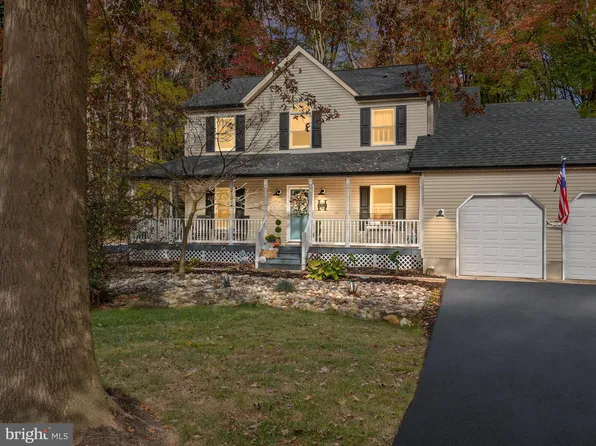 104 Sunset Dr, Chester, MD 21619