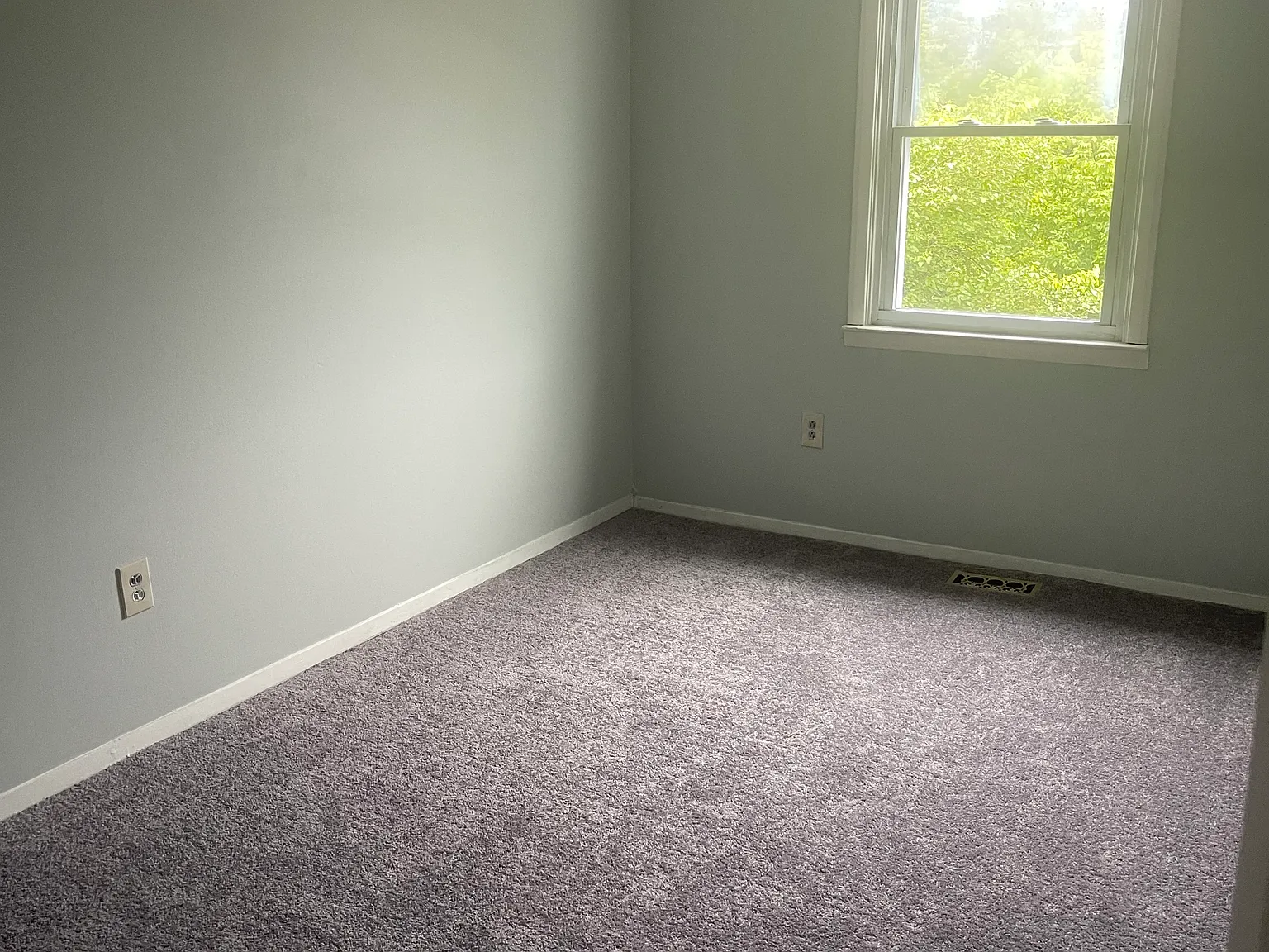 3 bed, 1300 sqft, $2,000 — Photo 4