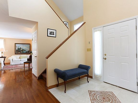 Entry way