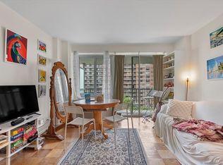 100 York St APT 10R, New Haven, CT 06511