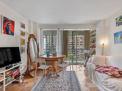 100 York Street #10R, New Haven, CT, 06511