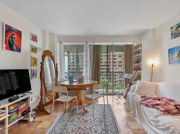 100 York Street #10R, New Haven, CT 06511