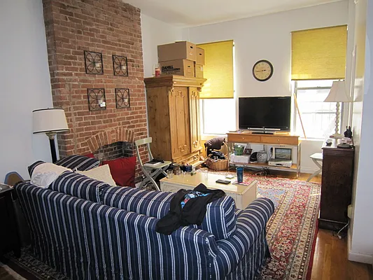 Rented by JK Dansar Corp | media 50