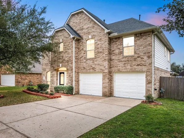 10202 Forest Spring Lane, Pearland, TX 77584