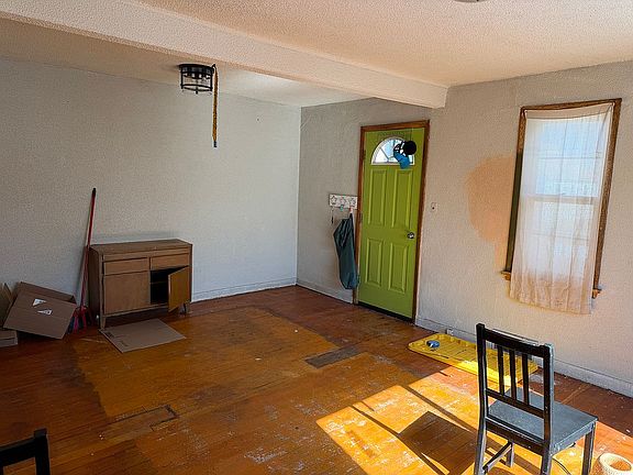 5th image of 103 N 9th St