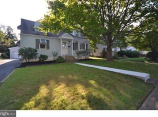 27 Shirley Rd, Hatboro, PA 19040